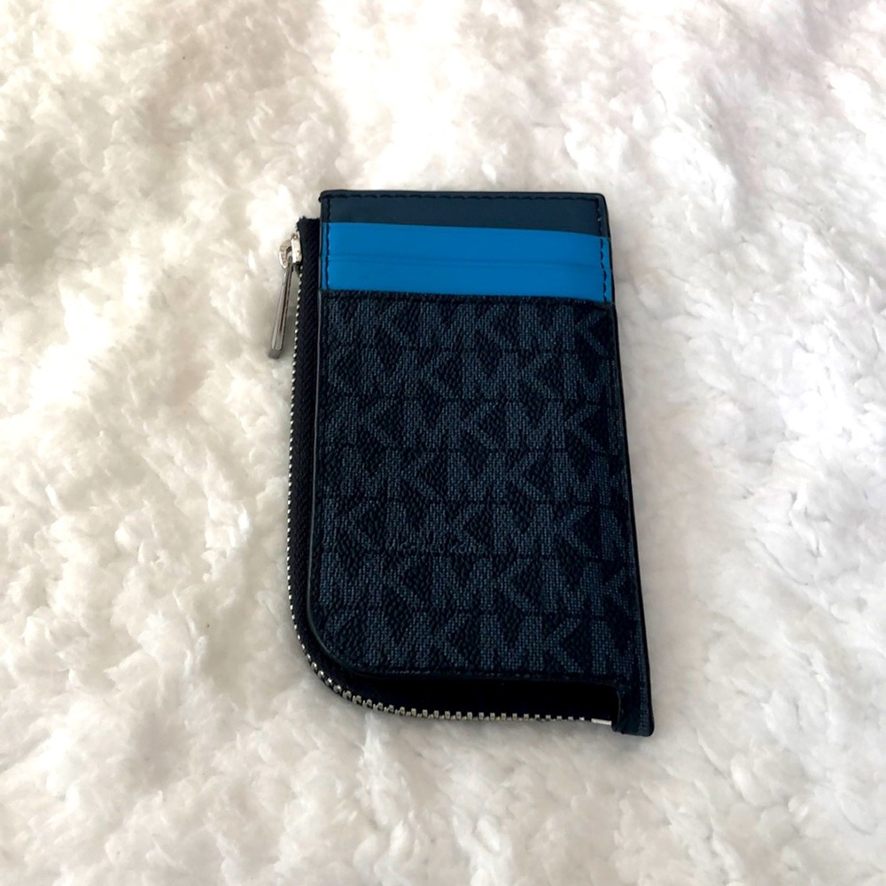Michael Kors Zippered credit card case
